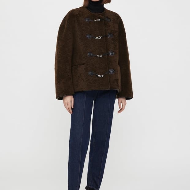 토템 시어링 클래스프 무스탕 자켓