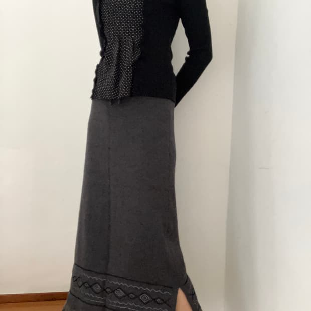 차콜 롱스커트