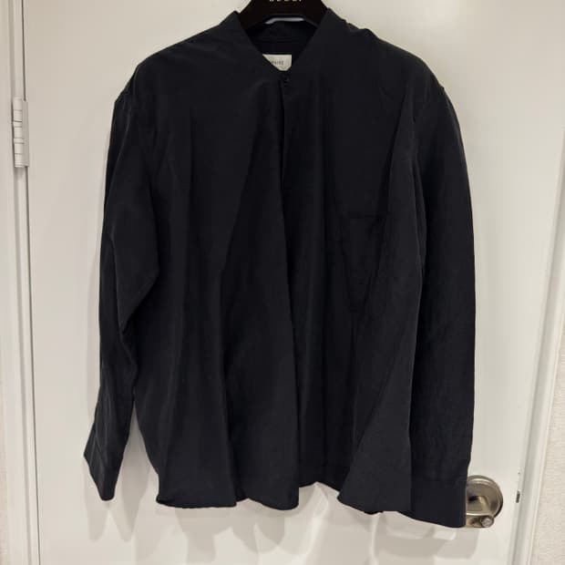 르메르 랩 오버 드라이실크 셔츠 48