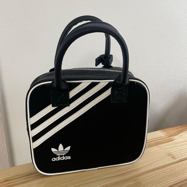 아디다스 미니 토트백
