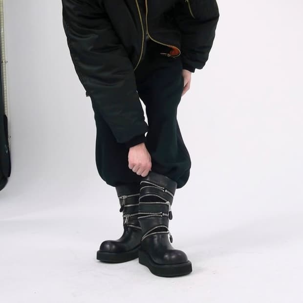 Rough simmons 멀티지퍼 부츠