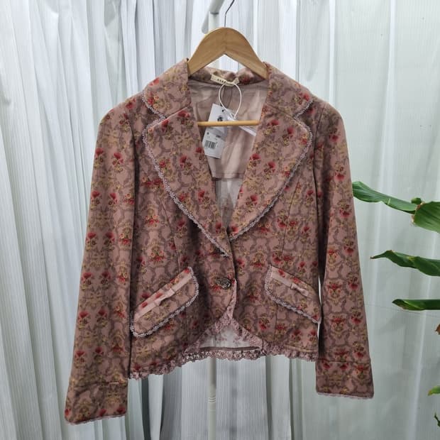 엑시즈팜 로즈 레이스 빈티지 로맨틱 자켓 