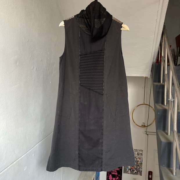 레이어드 블랙 미디 원피스