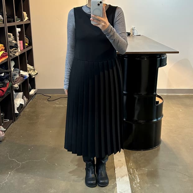 블랙 플리츠 롱 원피스