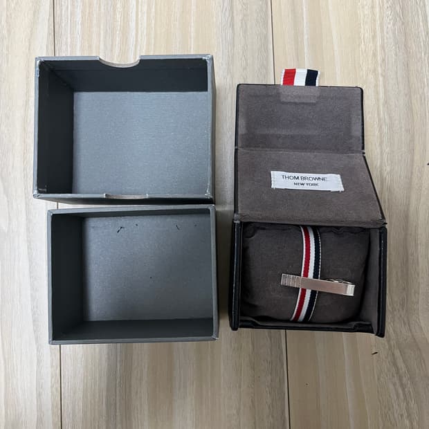 톰브라운 타이핀 타이바