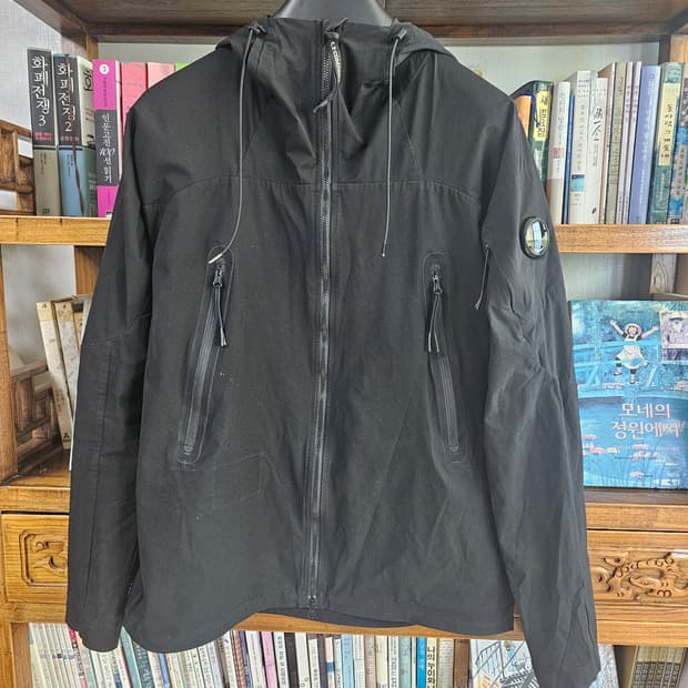 씨피 가장 기본 모델 CP컴퍼니 블랙 후드 나일론 자켓 팔아요