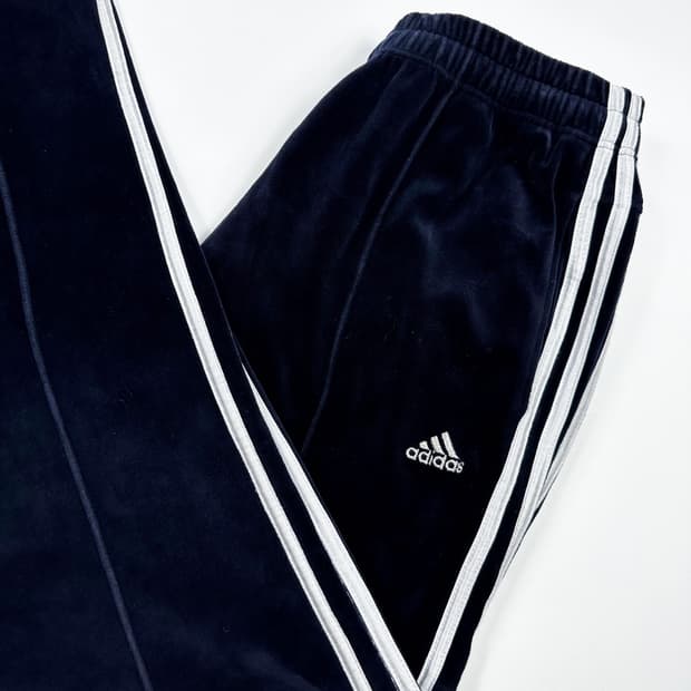 아디다스 오리지널 벨벳 네이비 츄리닝 바지 (M)