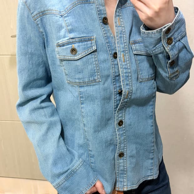 MK KLEIN 빈티지 워싱 연청 데님 셔츠