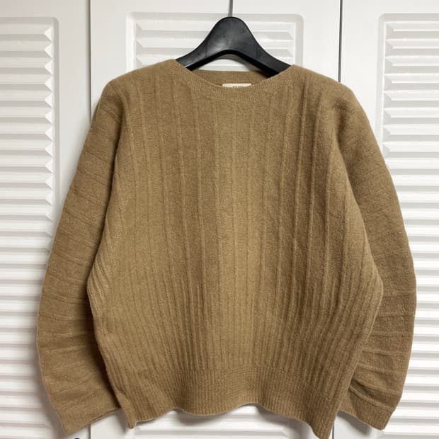 시스템 니트 티셔츠