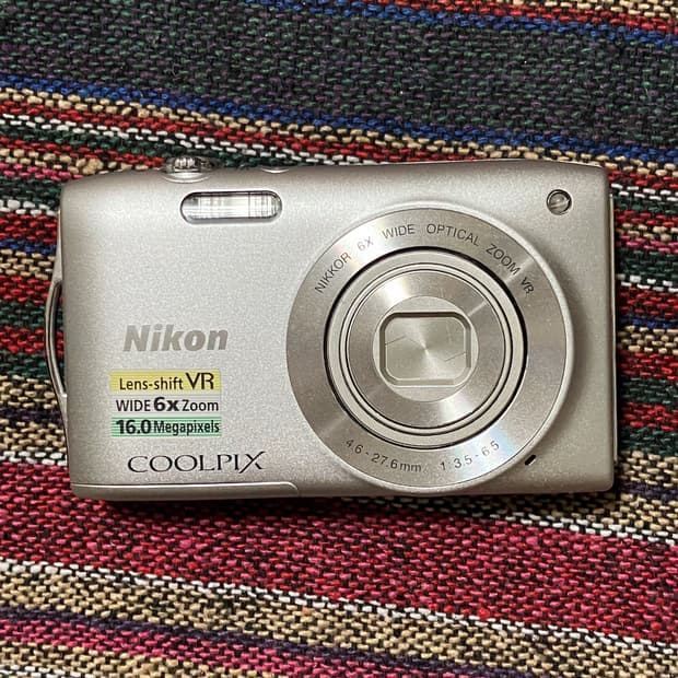 니콘쿨픽스 s3300 nikon coolpix