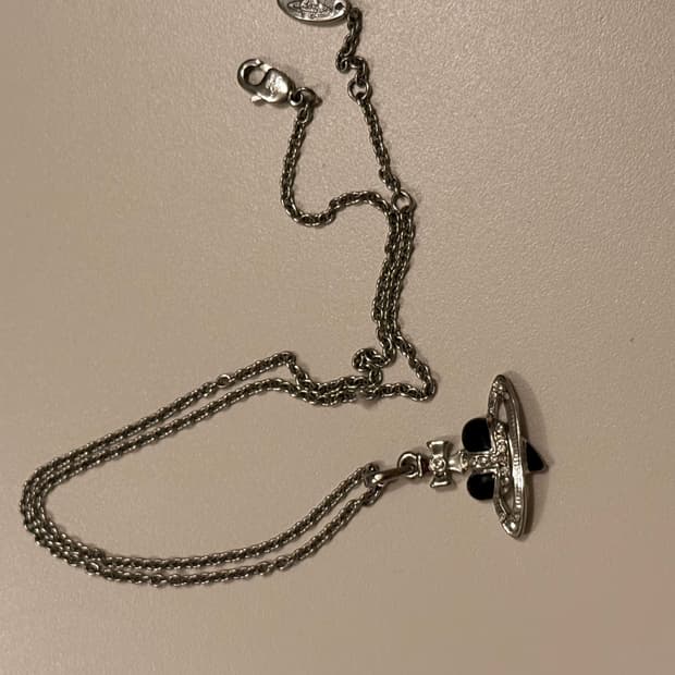 비비안웨스트우드 디아망떼 목걸이