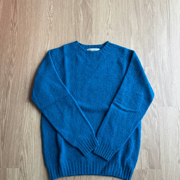 할리오브스코틀랜드 쉐기독 니트 S사이즈