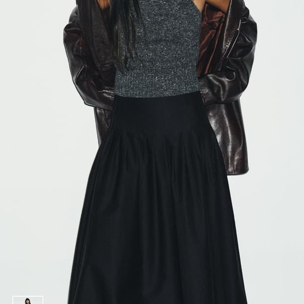 Zara 플리츠 미디 스커트