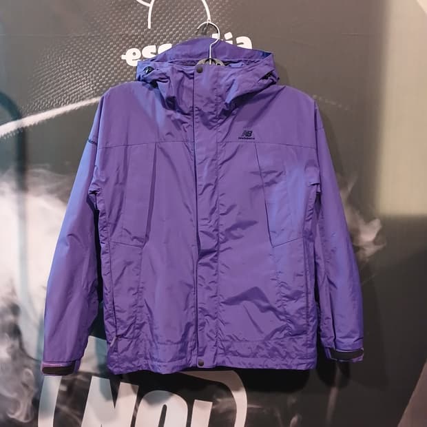 뉴발란스 보스턴 윈드브레이커 후드 자켓 퍼플