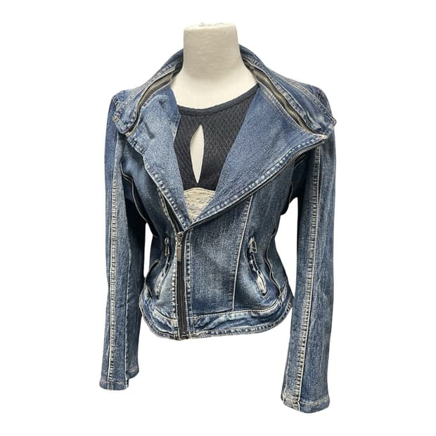 와투케 지퍼디테일 진청워싱 사선자켓