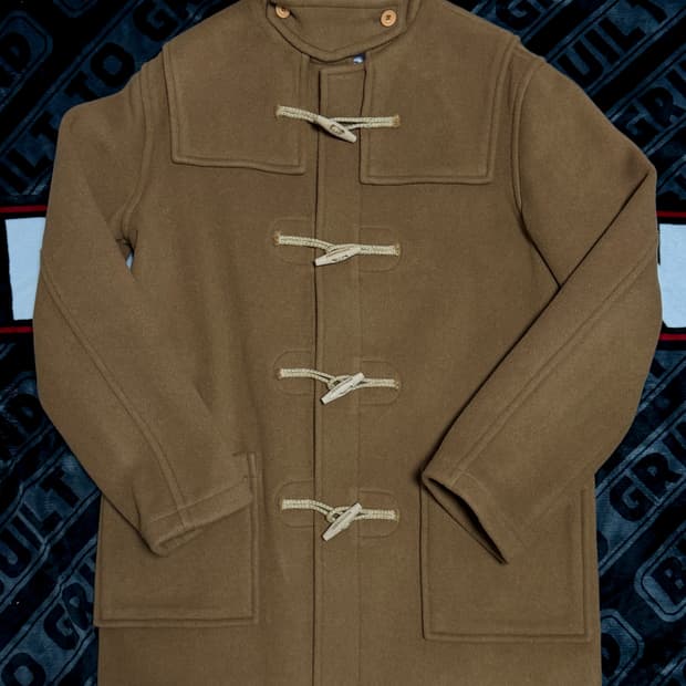 오리지널 몽고메리 더플코트 클래식 우든 토글 카멜