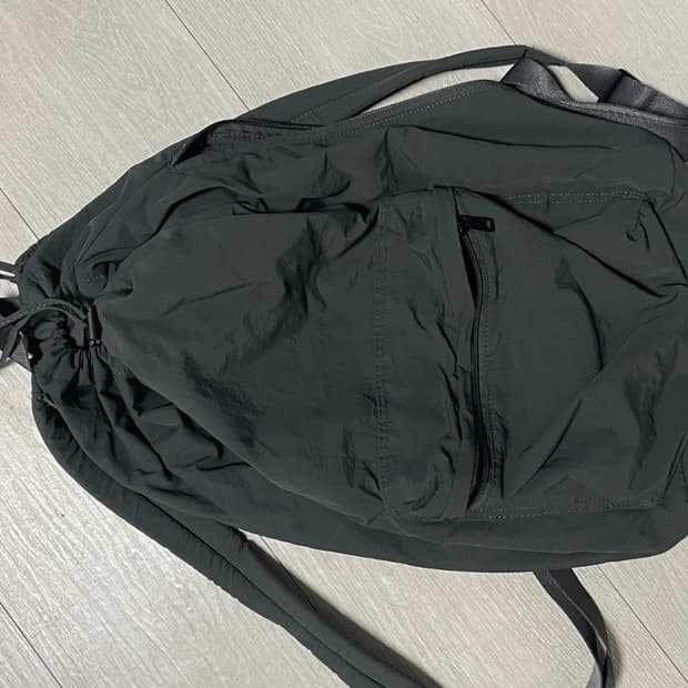 무신사스텐다드 백팩