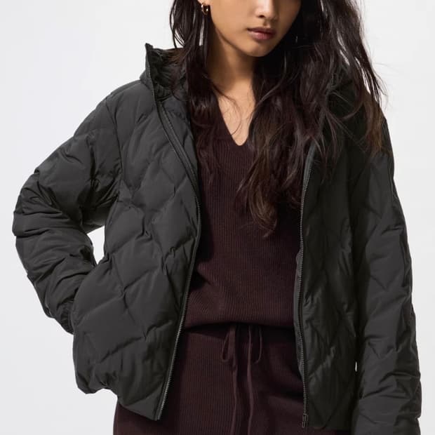 [S]유니클로 퍼프테크 후드 경량패딩 파카 블랙