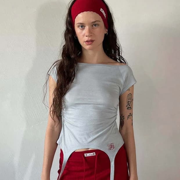 스컬프터 garter belt tee baby blue 