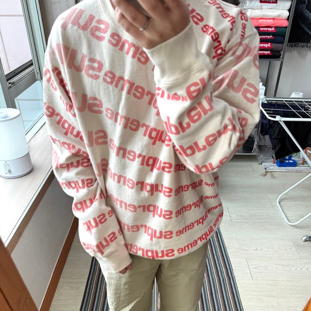 슈프림 레터링 맨투맨