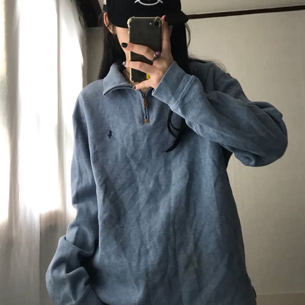 폴로 연하늘 오버핏 반집업