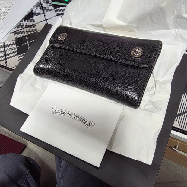 크롬하츠 장지갑 판매합니다 