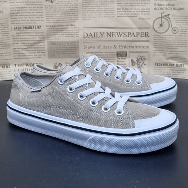 반스 어센틱 로우 여성스니커즈235