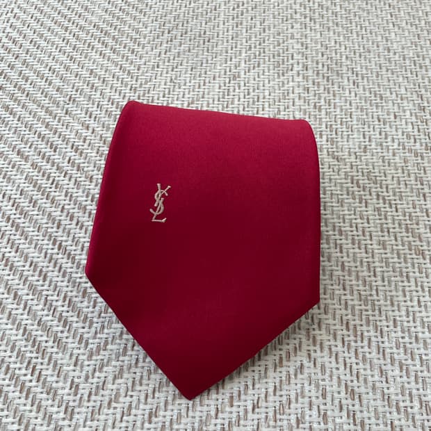 생로랑 넥타이 
