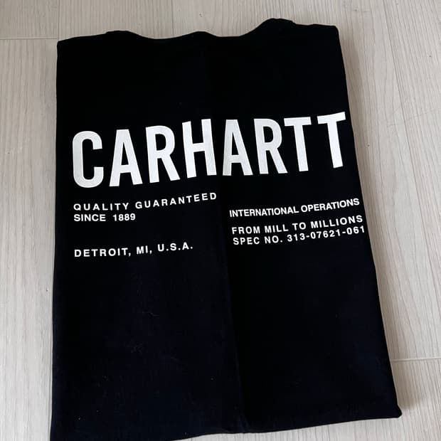 칼하트 wip 포켓 반팔