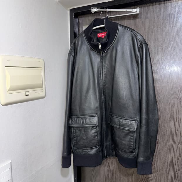 10s supreme 가죽 레더 자켓