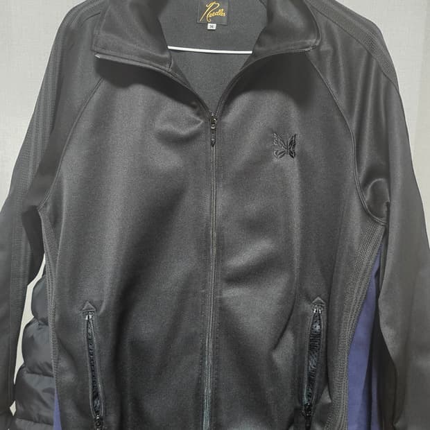 니들스 트랙자켓