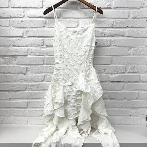 Melt the lady 화이트 러플 원피스