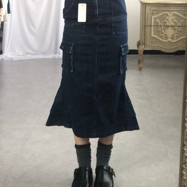 Denim cago skirt