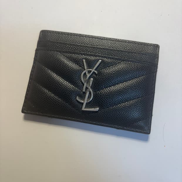 입생로랑 가죽 카드 지갑 은박 양도 판매
