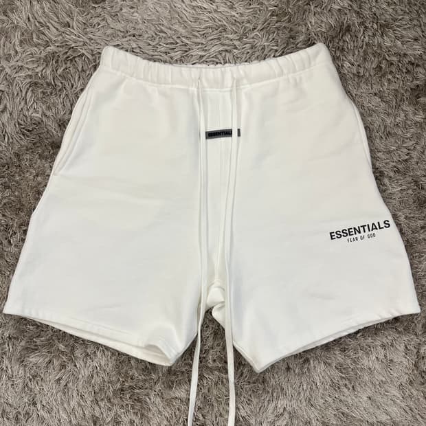 정품 피오갓 에센셜 반바지 화이트 L