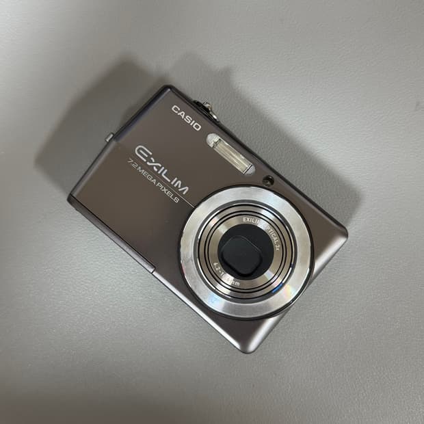 카시오 엑슬림 EX-Z700(뽀샤시Z시리즈!) 상태최상 작례있음!