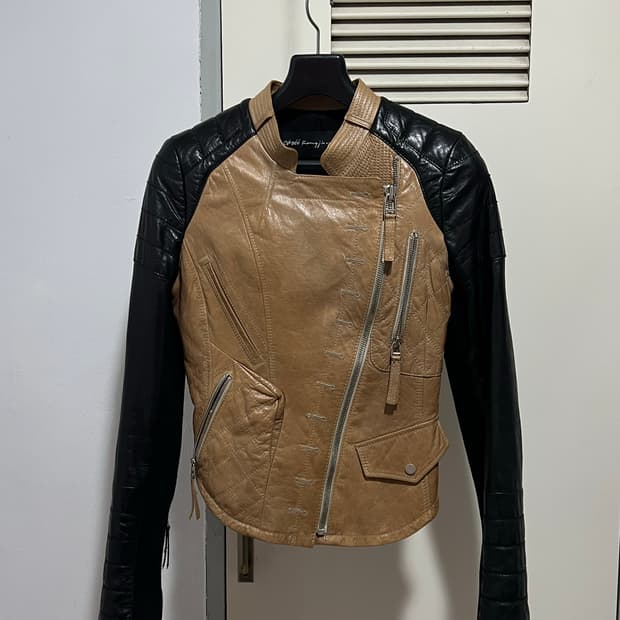 MOCHA BEIGE LEATHER-JACKET