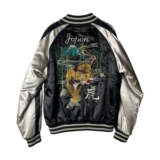 [JPN] 재팬 타이거 자수 스카쟌