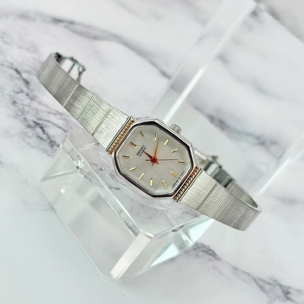 80s90s 빈티지 세이코 옥타곤 주얼리 뱅글 워치