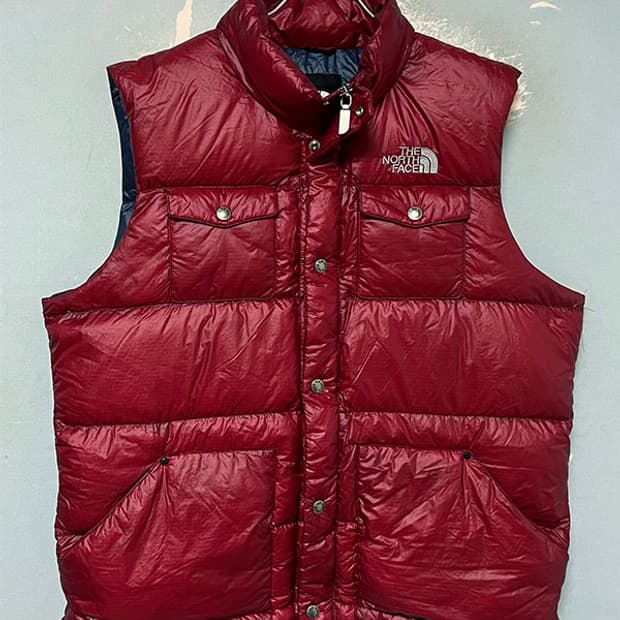 노스페이스700 남자 패딩조끼 구스 포켓 캐주얼 빵빵한 L 100
