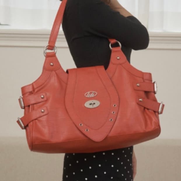 Toh 티오에이치 Peggy Bag Ruby