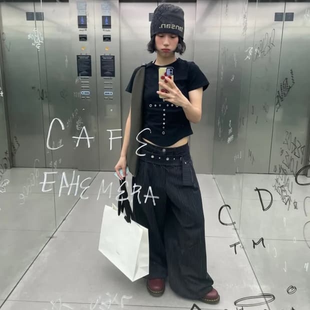 러프넥 스트럭처 팬츠 스트라이프