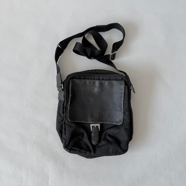 요지야마모토(SACSNY) 레더&나일론 크로스백