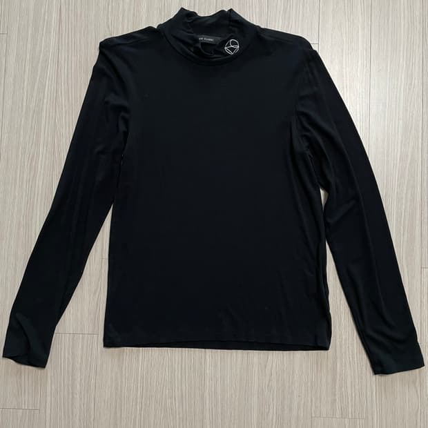 로우클래식 모크넥 로고 티셔츠