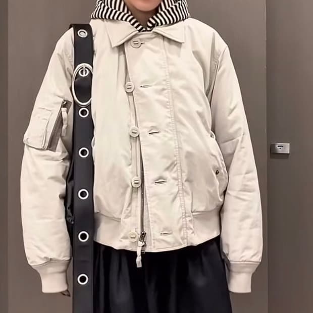 인사일런스우먼 피치 코튼 플라이트 자켓