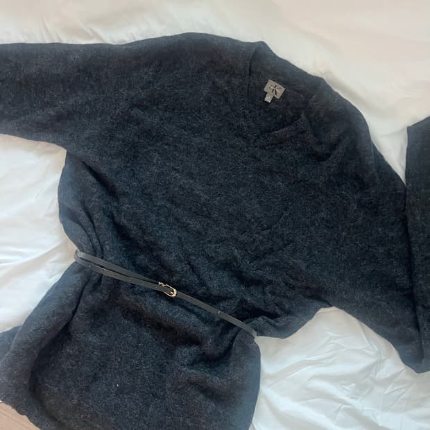 CK 캘빈클라인 정품 브이넥 니트 원피스