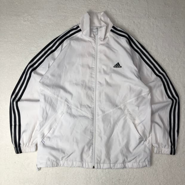아디다스 화이트 바람막이 