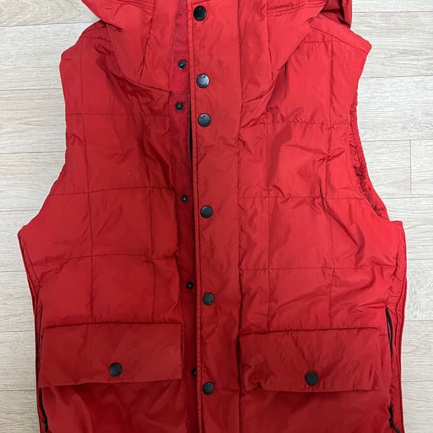 cp컴퍼니 패딩베스트