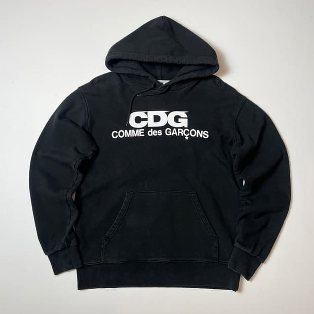 꼼데가르송 CDG로고 코튼 후드티 PN9445