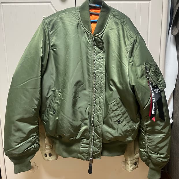 알파인더스트리 MA-1 Flight Jacket (L size)